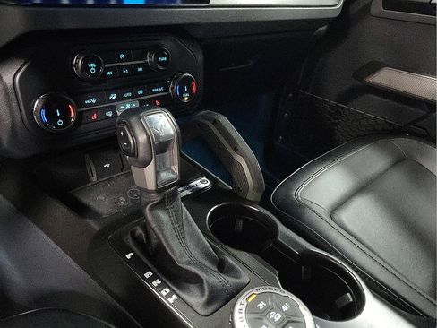 Used 2022 Ford Bronco Everglades image 18