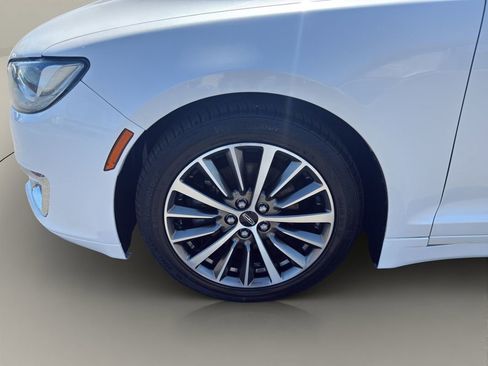 Used 2017 Lincoln MKZ Select w/ Select Plus Package FWD image 24