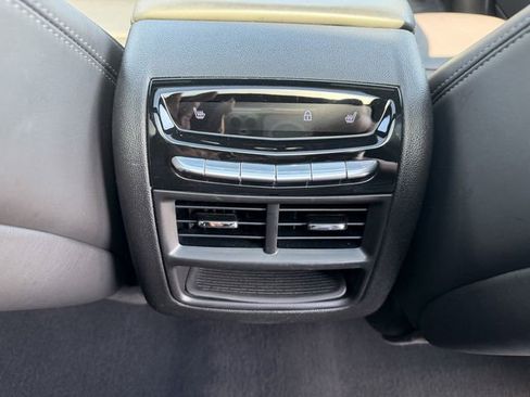 Used 2022 Cadillac XT5 Premium Luxury w/ Platinum Package FWD image 40