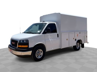 New 2025 GMC Savana 3500 w/ Power Convenience Package