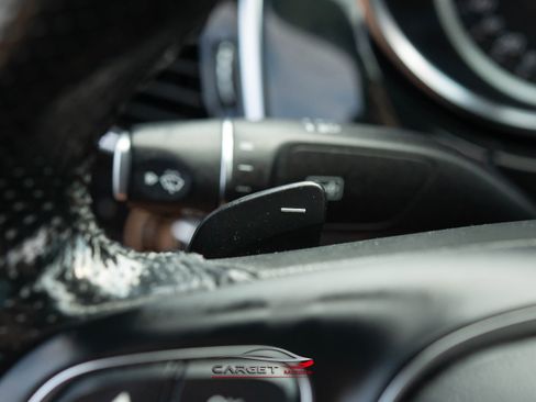 Used 2019 Mercedes-Benz GLE 43 AMG 4MATIC w/ Premium 3 Package image 28