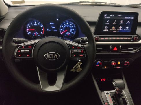 Used 2020 Kia Forte LXS FWD image 22