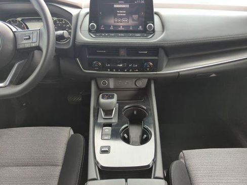 Certified 2023 Nissan Rogue SV FWD image 26