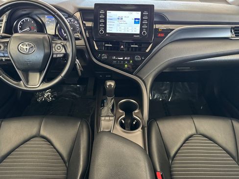 Used 2023 Toyota Camry SE FWD image 14
