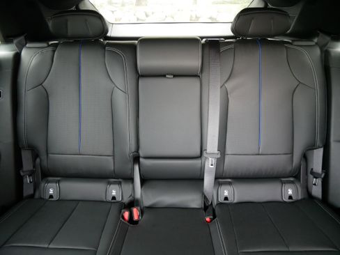 New 2026 Cadillac Lyriq Premium Luxury image 11