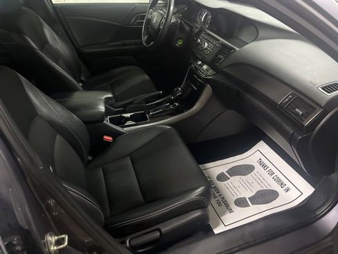 Used 2016 Honda Accord Sport image 15