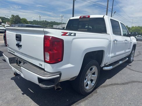 Used 2018 Chevrolet Silverado 1500 LTZ Z71 AWD/4WD image 3