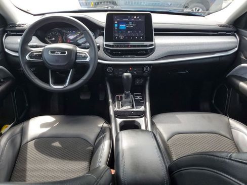 Used 2022 Jeep Compass Latitude FWD image 23