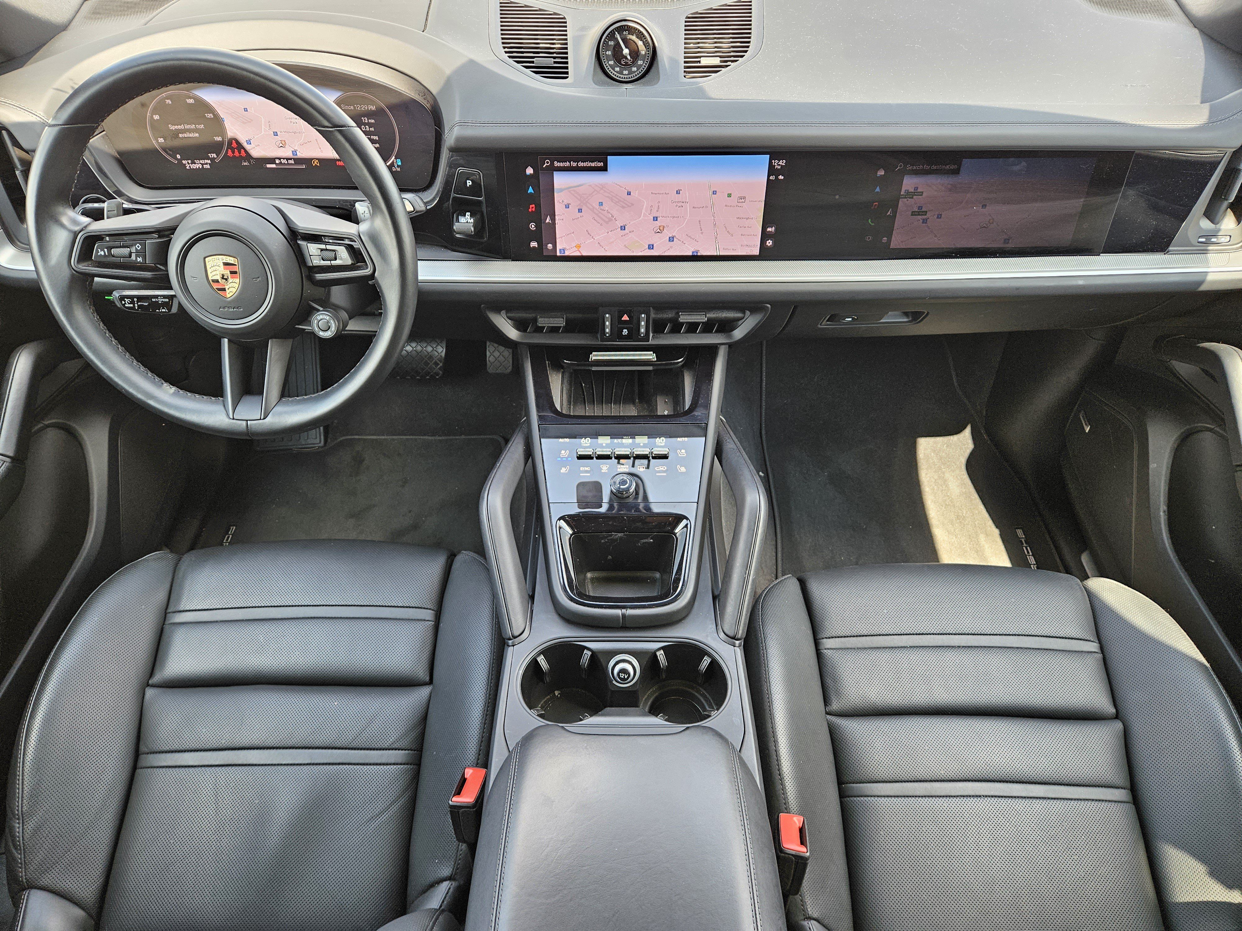 Certified 2024 Porsche Cayenne Coupe AWD/4WD image 25
