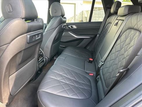 Used 2023 BMW X5 xDrive40i w/ M Sport Package AWD/4WD image 16