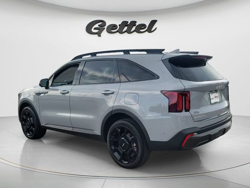 Used 2024 Kia Sorento SX AWD/4WD image 7