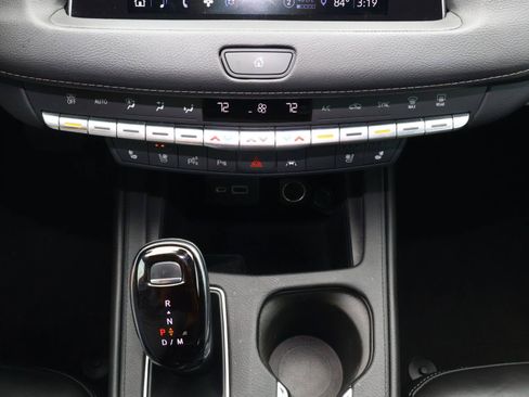 Certified 2022 Cadillac XT4 Premium Luxury w/ Enhanced Visibility Package FWD image 29