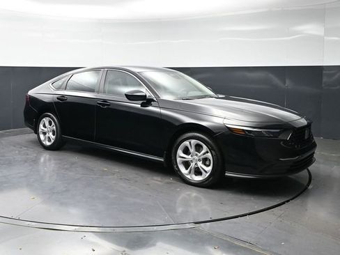 Used 2024 Honda Accord LX image 3