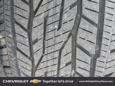 Certified 2024 Chevrolet Traverse RS image 38