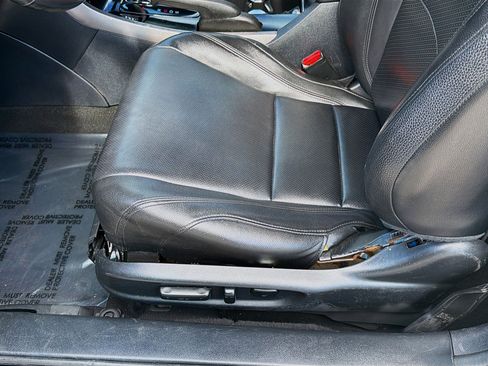 Used 2016 Honda Accord Touring image 14