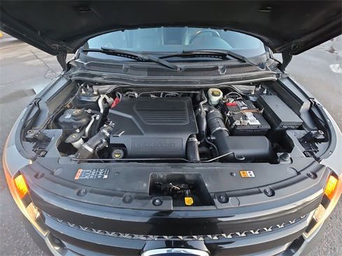 Used 2015 Ford Explorer Sport image 29