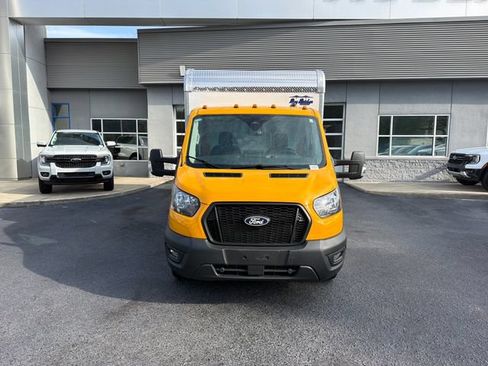 Used 2026 Ford Transit 350 RWD image 3