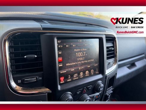 Used 2016 RAM 1500 Sport w/ Black Ram 1500 Sport Group AWD/4WD image 15