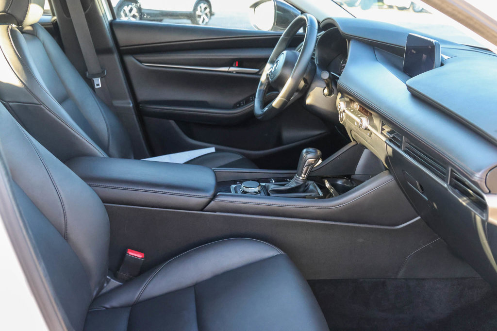 Used 2024 MAZDA MAZDA3 s FWD image 14