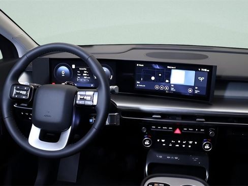 New 2026 Hyundai Ioniq 9 SE image 13