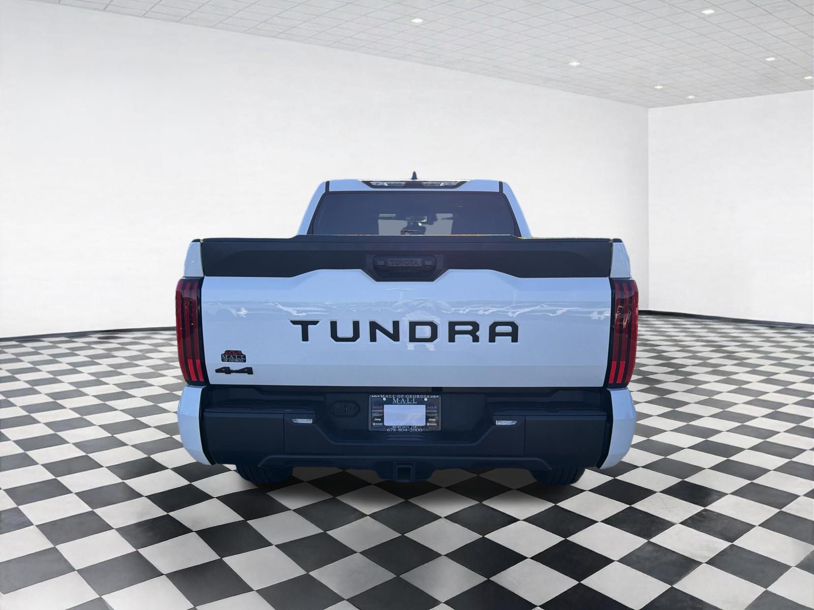 Used 2025 Toyota Tundra SR5 AWD/4WD image 8