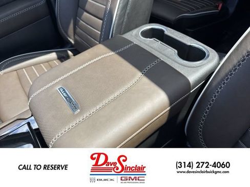 New 2026 GMC Yukon XL Denali Ultimate AWD/4WD image 21