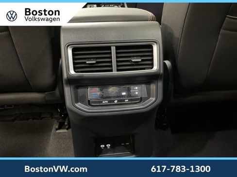 New 2026 Volkswagen Atlas Peak Edition AWD/4WD image 29