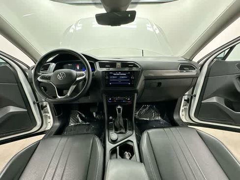 Certified 2023 Volkswagen Tiguan SE AWD/4WD image 20
