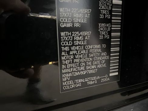 Used 2016 Nissan Rogue SV image 24