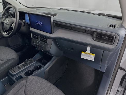 New 2026 Ford Maverick XLT w/ XLT Luxury Package image 27