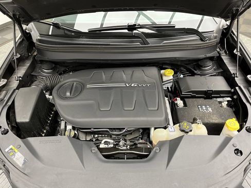 Used 2022 Jeep Cherokee Latitude Lux AWD/4WD image 27