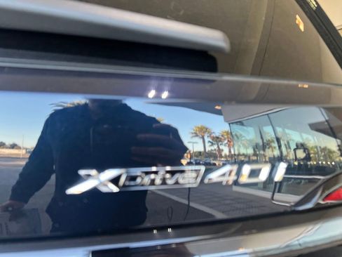 Certified 2025 BMW X7 xDrive40i w/ Executive Package AWD/4WD image 8