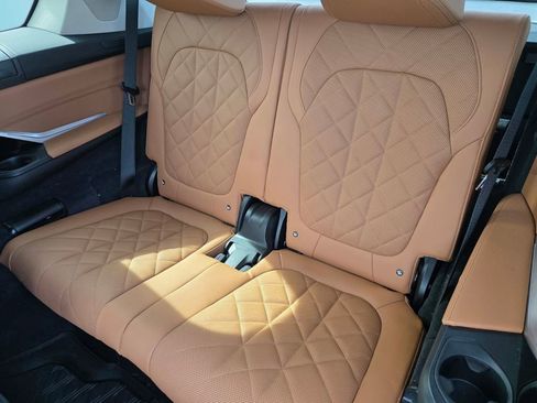 Certified 2024 BMW X7 xDrive40i AWD/4WD image 17
