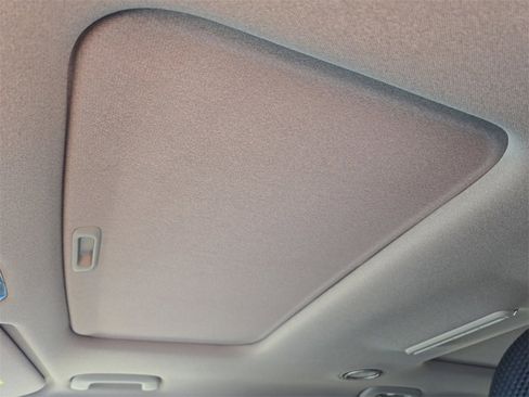 New 2026 Kia EV9 Wind image 25