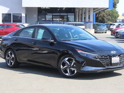 Used 2022 Hyundai Elantra Limited