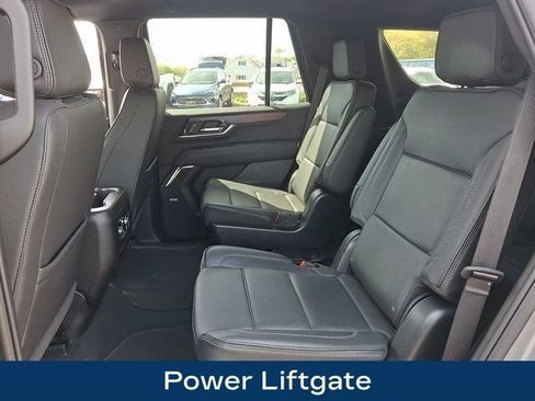 Used 2025 GMC Yukon Denali AWD/4WD image 24