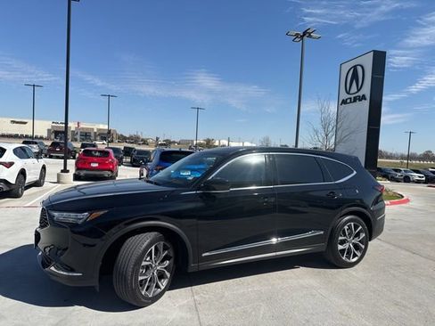 Used 2023 Acura MDX FWD w/ Technology Package image 4