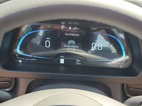 New 2026 Hyundai Elantra Sport FWD image 8