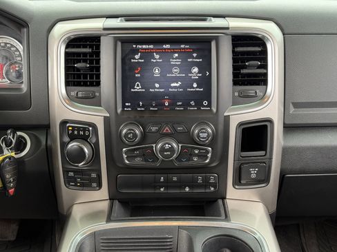 Used 2018 RAM 1500 Big Horn image 17