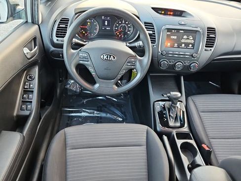 Used 2018 Kia Forte LX w/ LX Popular Package image 14