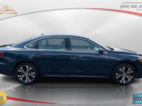Used 2022 Volkswagen Passat 2.0T SE FWD image 6