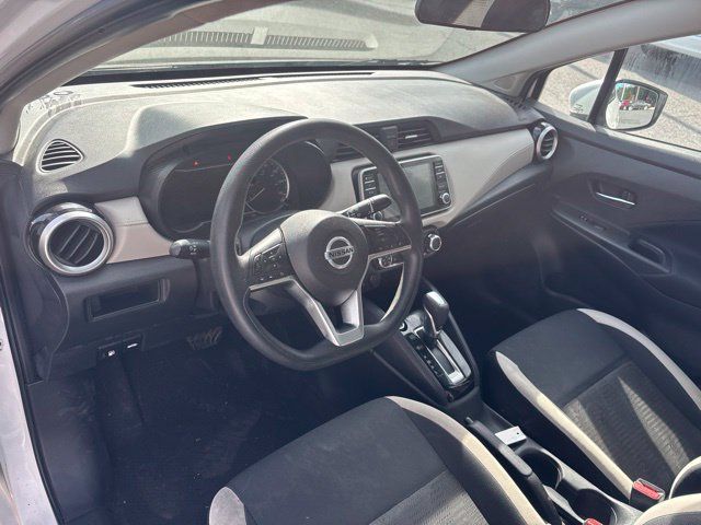 Used 2021 Nissan Versa SV FWD image 11