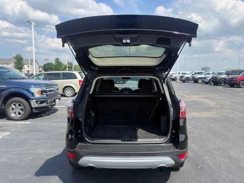 Certified 2018 Ford Escape SE w/ SE Sync 3 Package FWD image 46