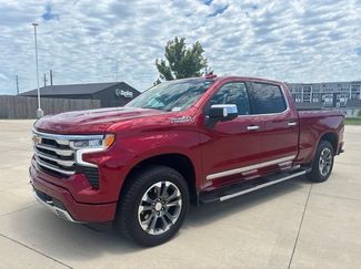 Used 2025 Chevrolet Silverado 1500 High Country AWD/4WD video 2
