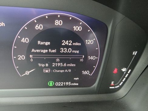 Certified 2025 Honda Accord SE image 22