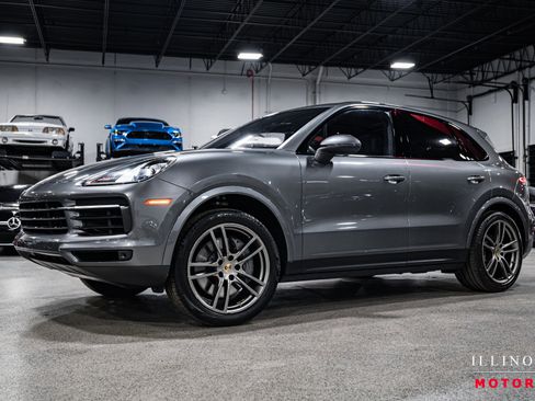 Used 2019 Porsche Cayenne S image 1