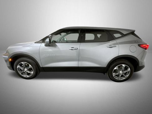 Used 2025 Chevrolet Blazer LT AWD/4WD image 24