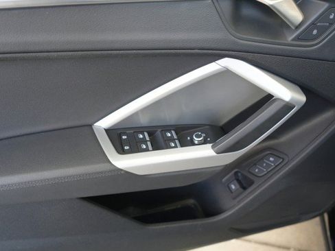 Used 2024 Audi Q3 2.0T Premium AWD/4WD image 24