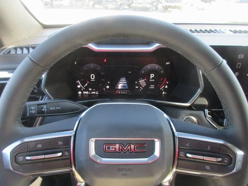 New 2026 GMC Canyon Elevation w/ Convenience Package image 16