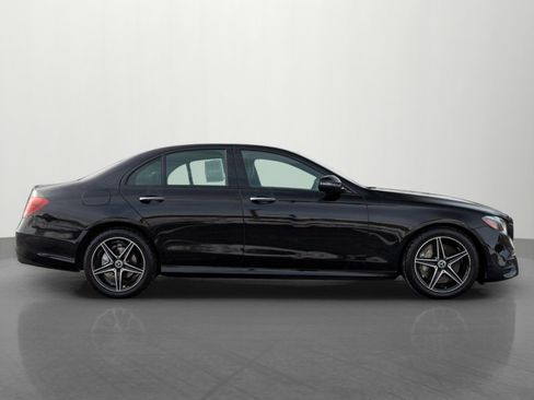 Used 2019 Mercedes-Benz E 300 E 300 image 8